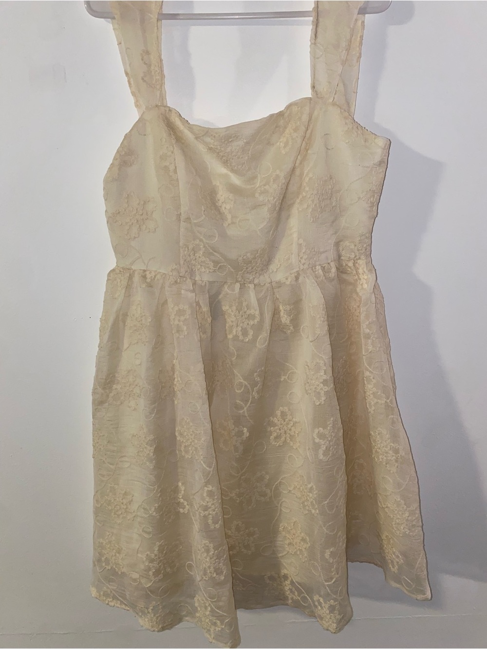 JJ’s House NWT Women’s Cream Lace Mini Dress Floral Party Wedding Guest Party